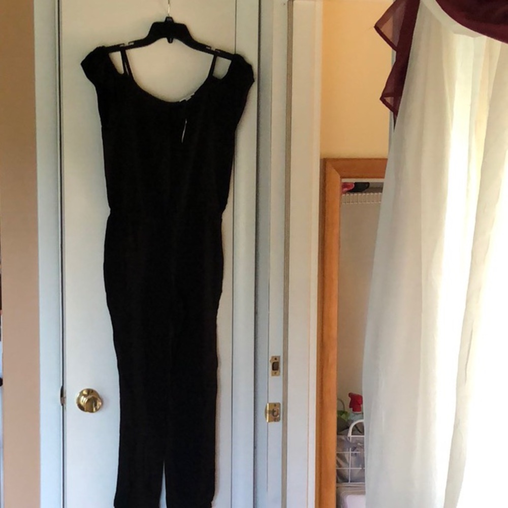 Children’s Place Girls Black Jumpsuit/romper